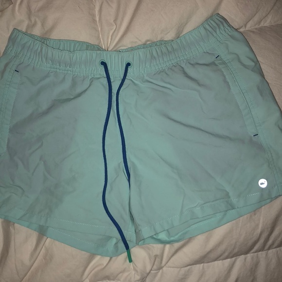 Vineyard Vines Other - Vineyard vine Board shorts